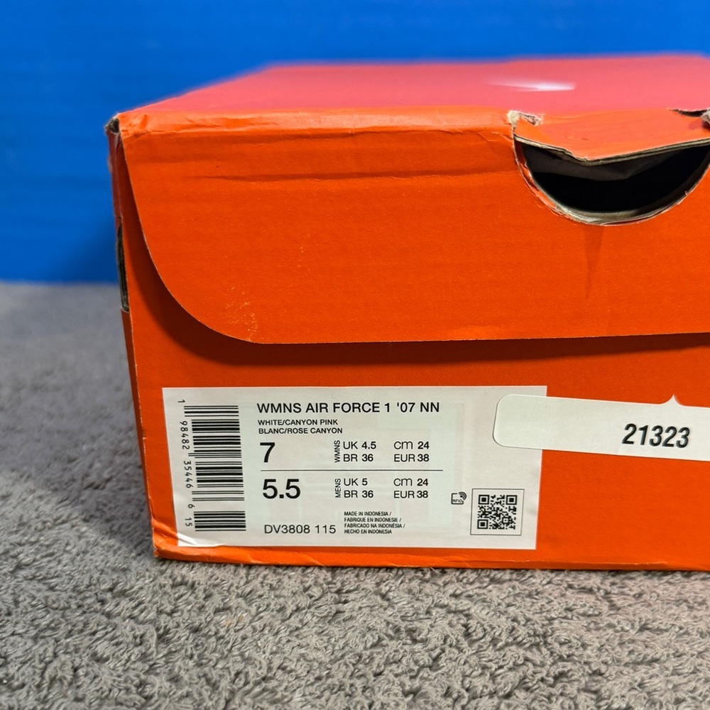 Nike Air Force 1 w
Brand new - Picture 11 of 11